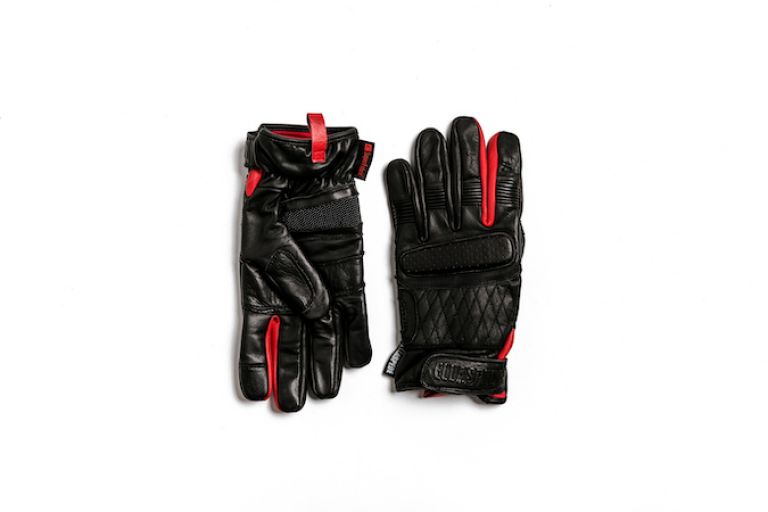 Motorcycle gear, gloves, style rider, triumph bobber