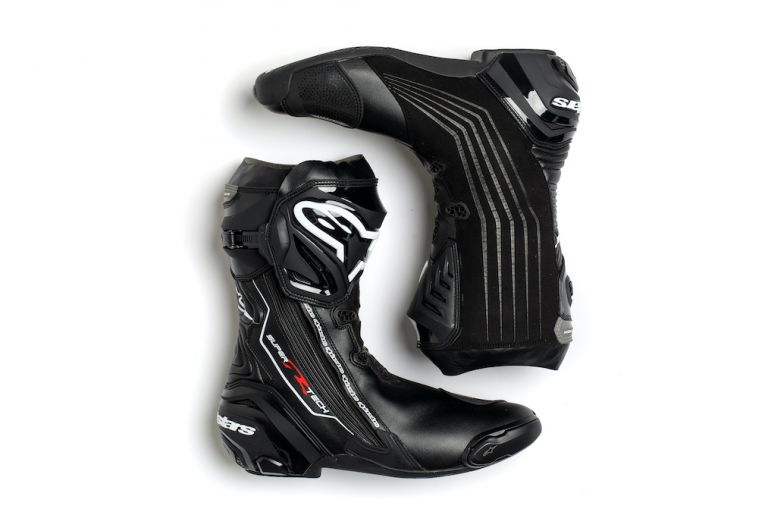 Motorbikes, gear, spokes, protective gear, boots